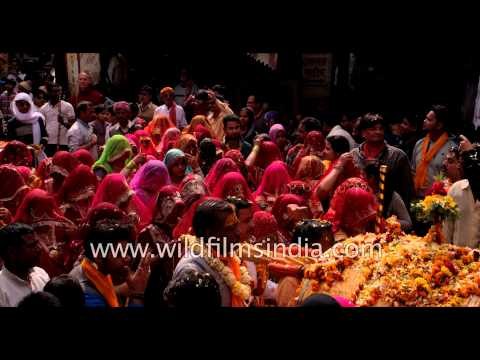 India celebrates organic Holi with flowers