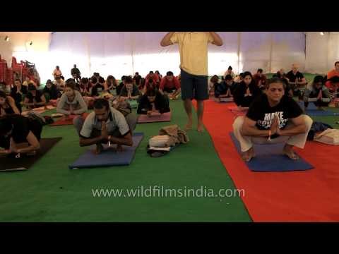 Bharath Shetty teaches Yoga to foreign guests - Rishikesh