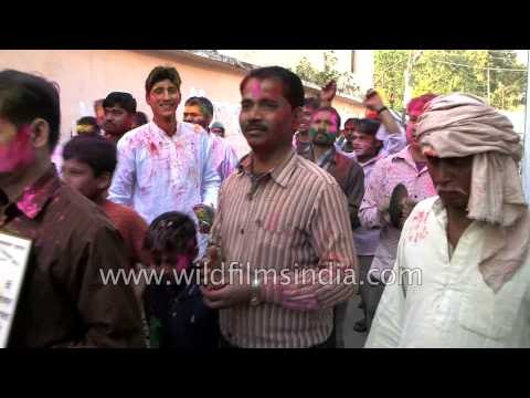 Holi procession passes on the streets of Rishikesh