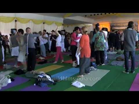 Meditation session by Gurmukh Kaur Khalsa : International Yoga Festival