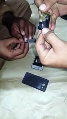 Pakistani Ny Samsung Ka Drama Be Naqab Kar Dia