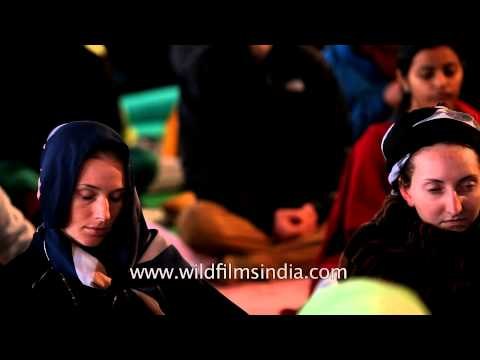 Satsang by Pujya Shankaracharya Swami Divyanand Teerthji - Rishikesh