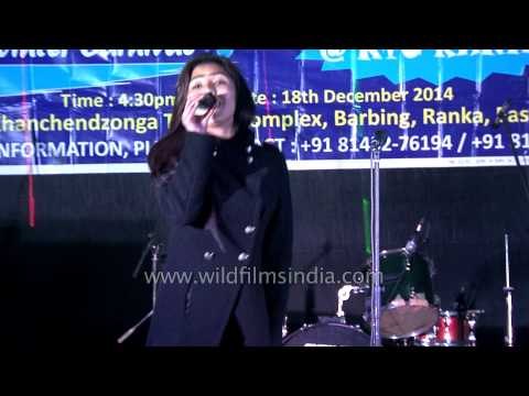 Nikita sings song 'Kaisee paheli zindagani' from film Parineeta