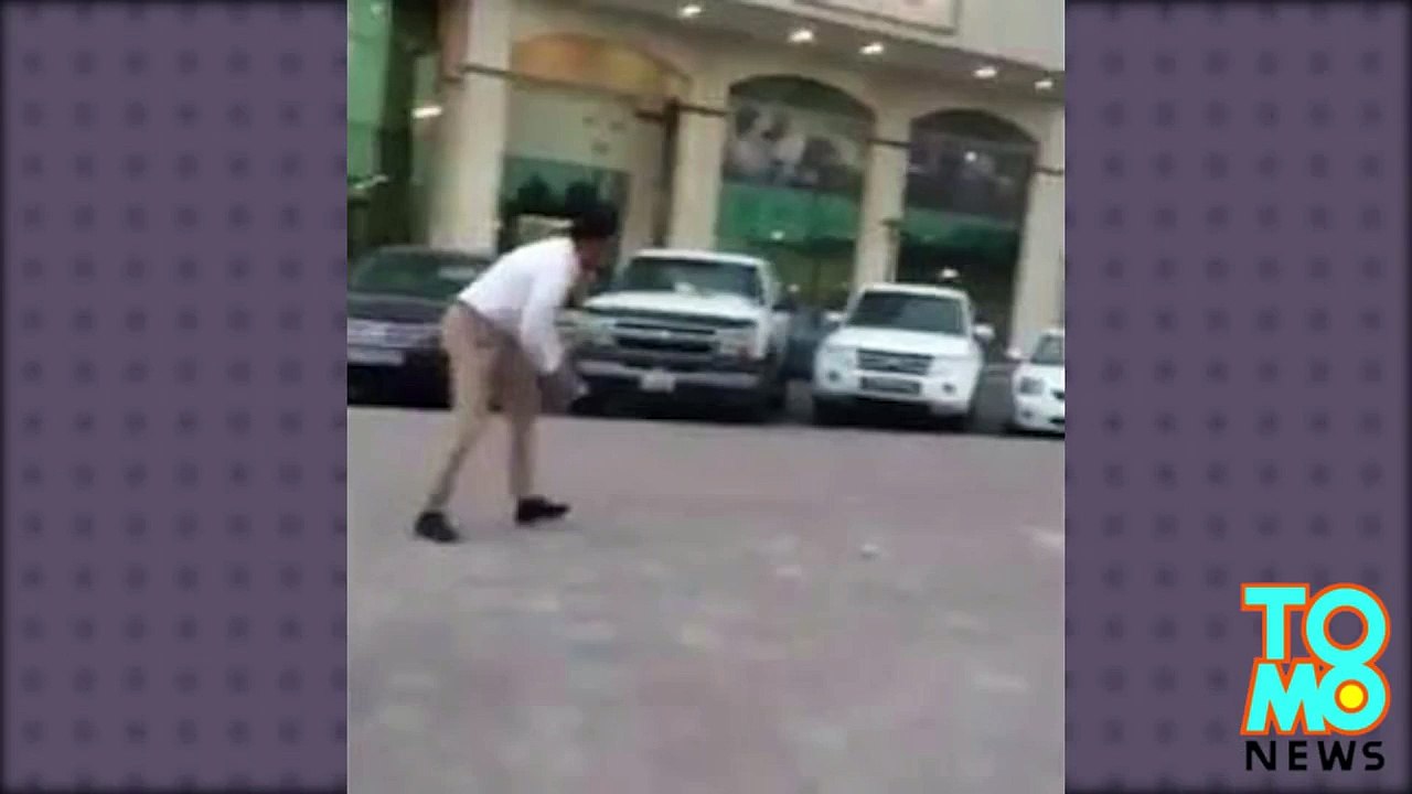 Make it rain: Money falling from the sky in Jumeirah, Dubai as UAE Dirham banknotes fly