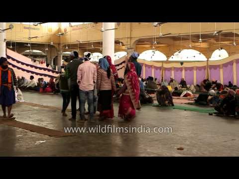 Langar at Kesgarh Sahib Gurudwara, Punjab