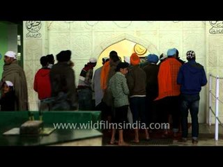 Sikh devotees at Dargah Peer Sai Baba Bubhan Shahji - Punjab