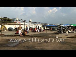 Preparing for Langar : Takht Sri Keshgar Sahib, Punjab