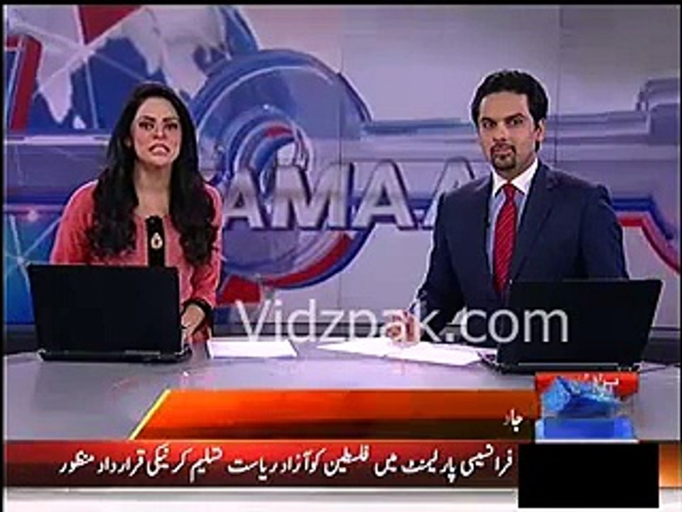 PML N Sheikh Rohail Asghar hugs PTI Dr.Arif Alvi in a Live Show