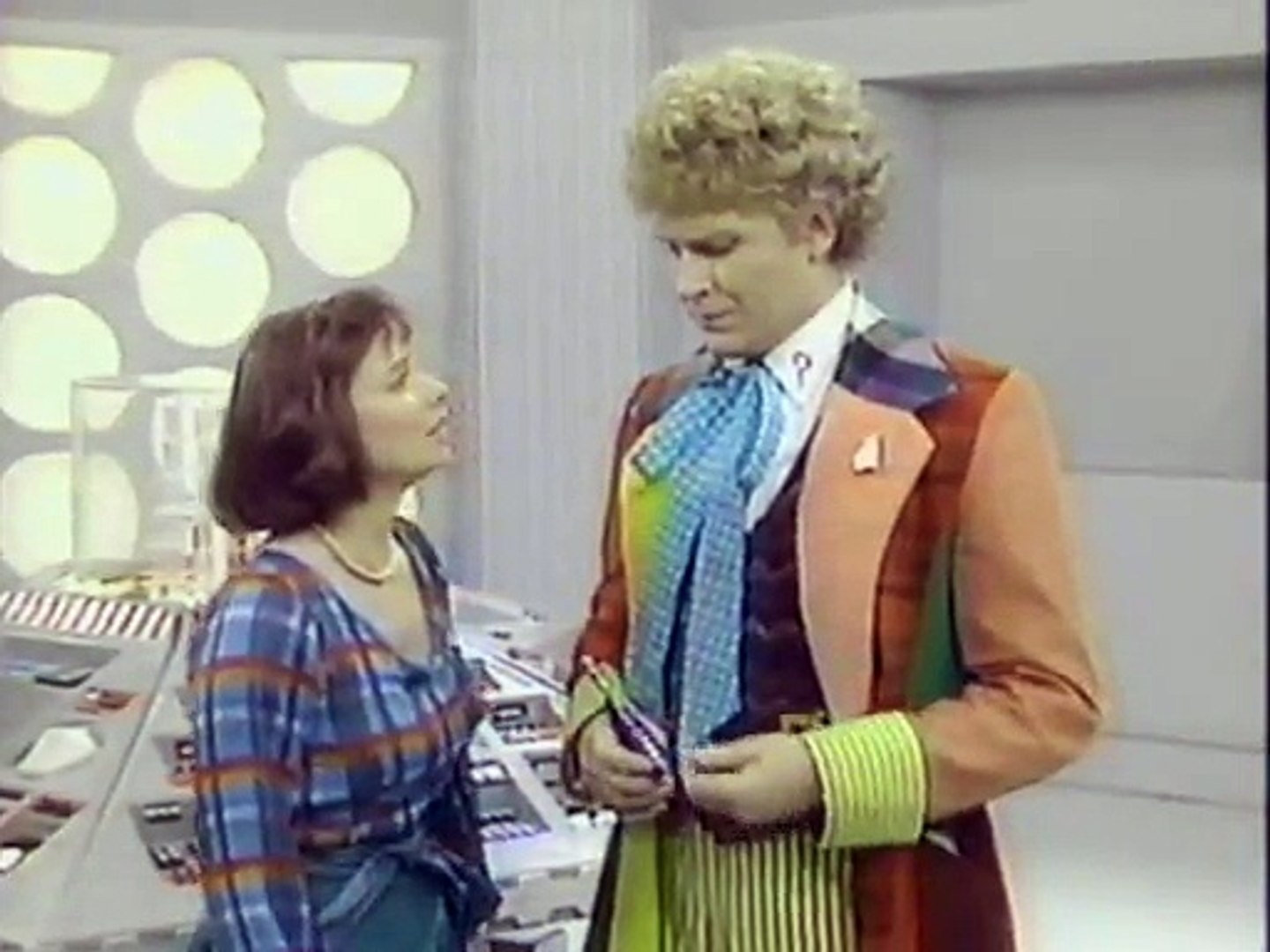 Dr Who The 6th Doctor S21e07 Part 2 The Twin Dilemma Video Dailymotion