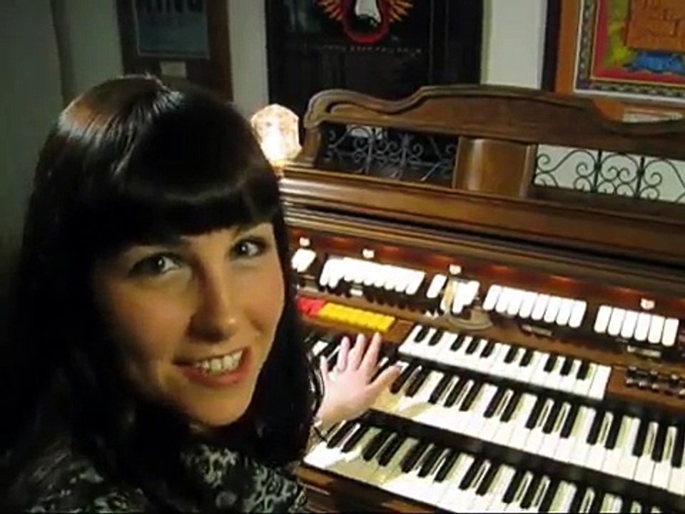 Wurlitzer 805 Centura Professional ORBIT SYNTH Demo "King Tut"