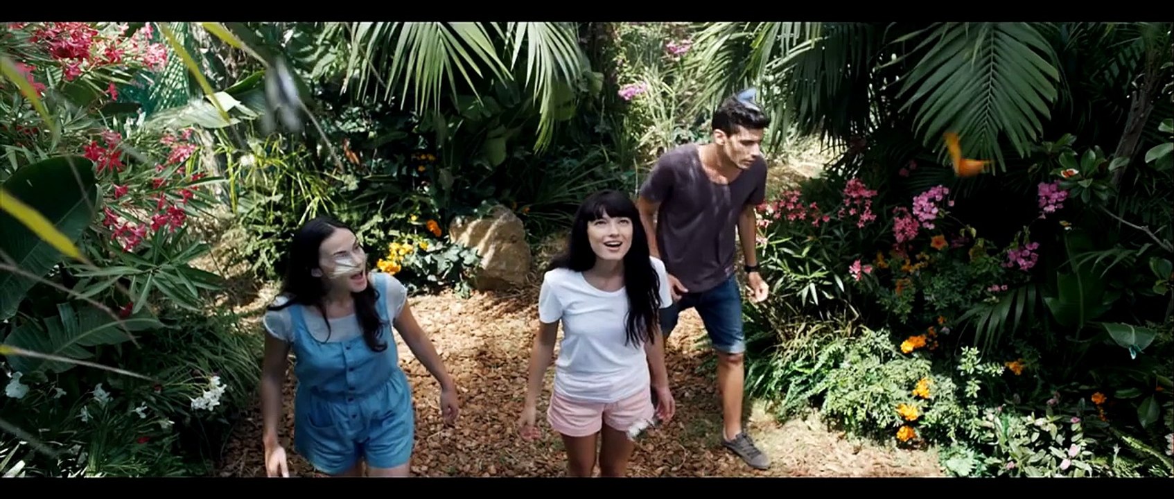 Xperia™ Z1 from Sony - BRAVIA screen technology - TV Ad