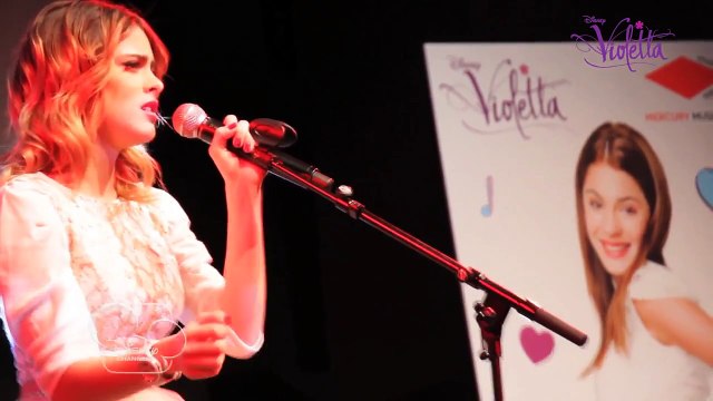 Showcase Violetta - Ser mejor (version acoustique) - Exclusivité Disney Channel !