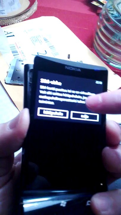 Lumia 800 touch screen not responding