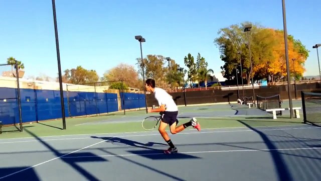 Roger Federer Tennis Tricks: The Tweener!!!