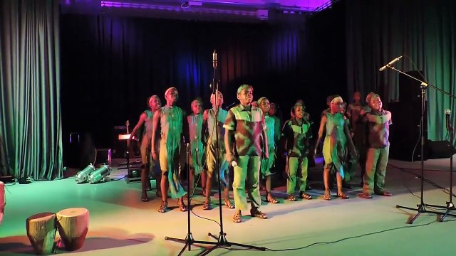 African Children's Choir - This Little Light of Mine