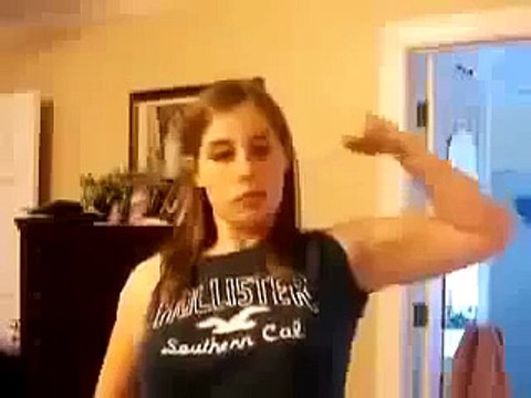 ♦Flexing Biceps Woman Women body builders Natural bodybuilding Arm