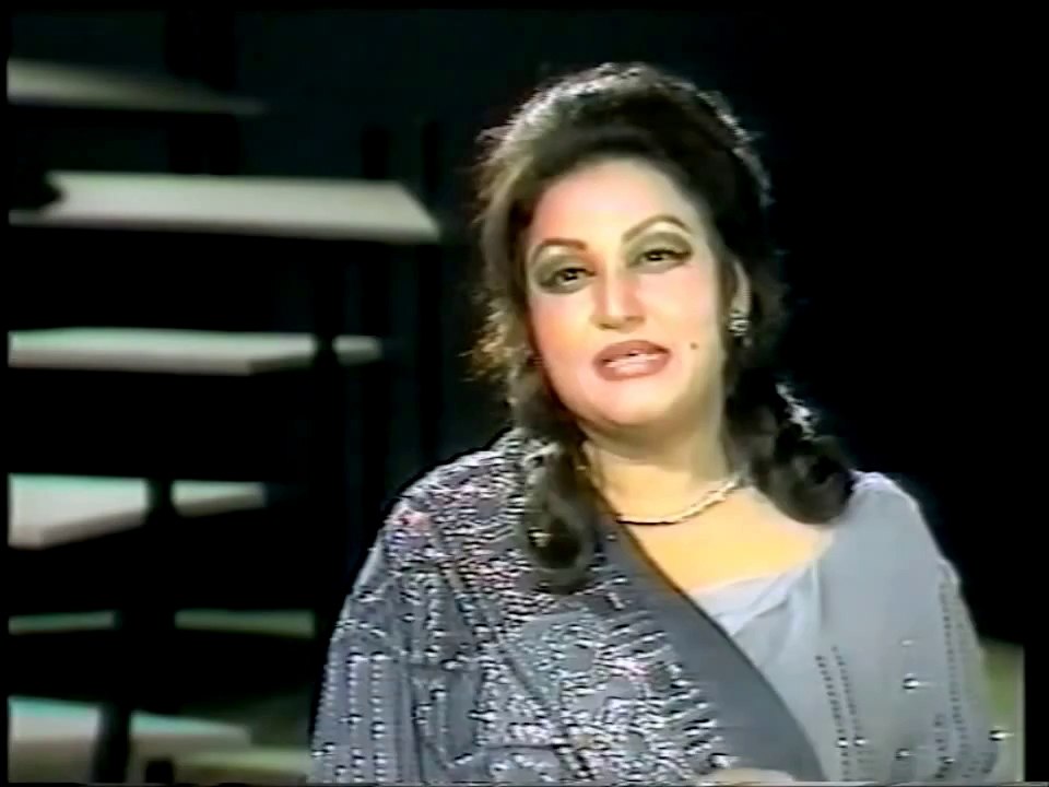 Lal Meri Pat Rakhiyo Bhala Jhoole Lalan - Manqabat Hazrat Lal Shahbaz Qalandar (R.A) - Noor Jehan