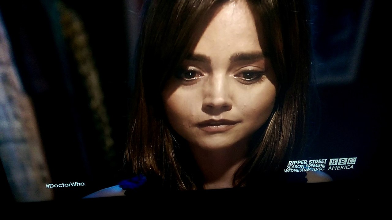 Clara Oswald hands