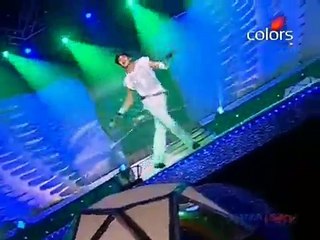Sreesanth Dhoom -  boom boom dance with  karena kapor