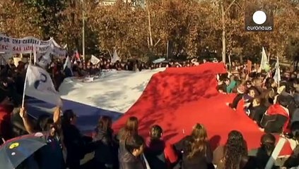 اعتراض دانشجویان و معلمان در شیلی به اصلاحات آموزشی