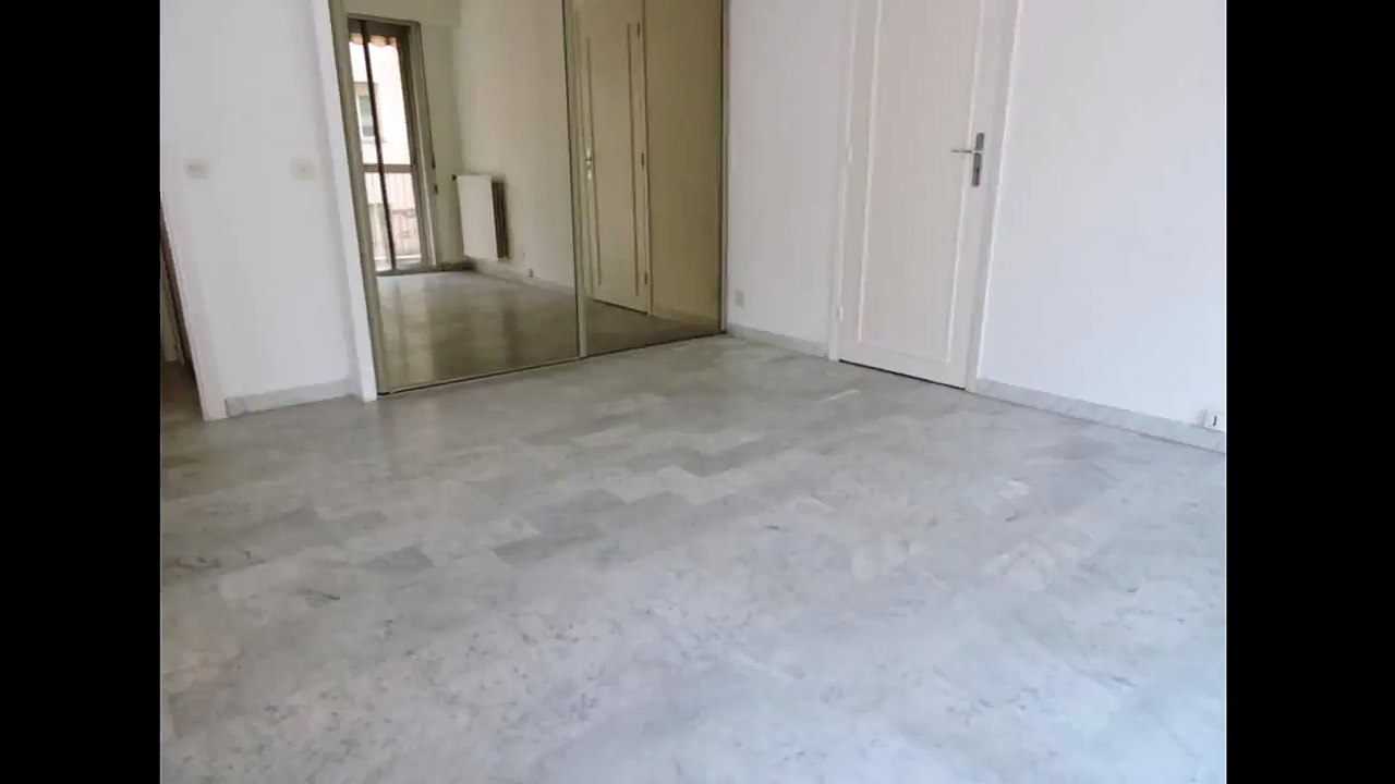 Vente - Appartement Nice (Libération) - 145 000 €