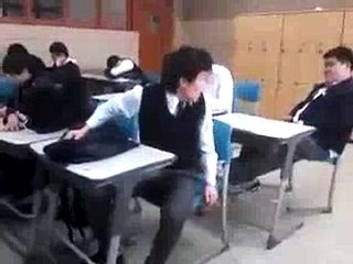Fun In Classroom(whatsappmasti.com)