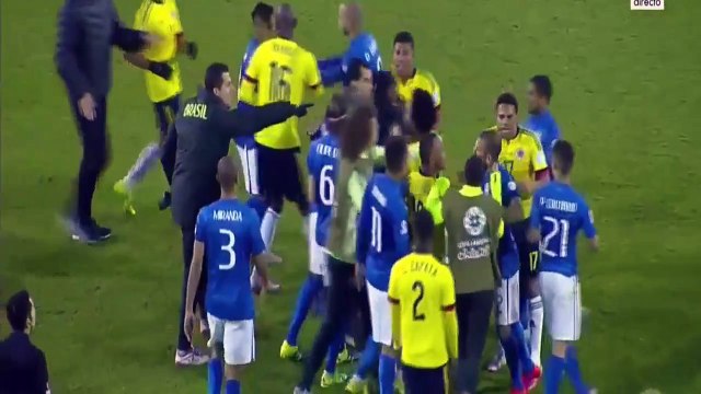 Motivo por el que Bacca y Neymar terminaron expulsados Brazil vs Colombia 17.06.2015 Copa America