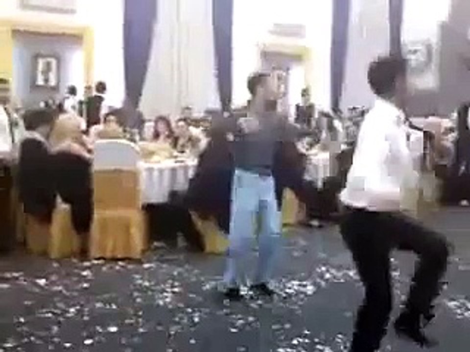 Армянский танец - Шалахо - video Dailymotion