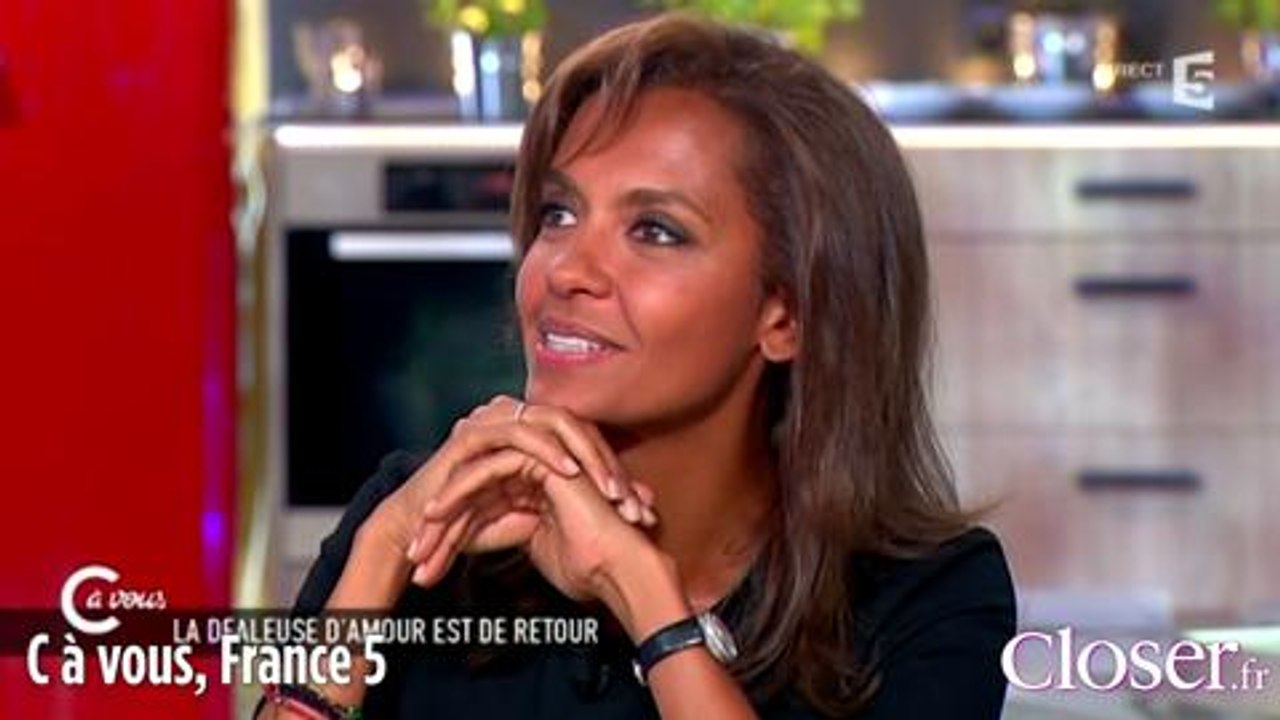 C à vous : Karine Le Marchand découvre les images du temps où elle était choriste de David Hasselhoff