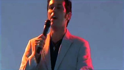Franz Goovaerts sings Return To Sender at Elvis Week 2007 video