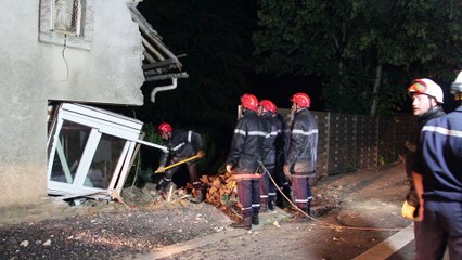 Bondues : une voiture s’encastre dans une maison