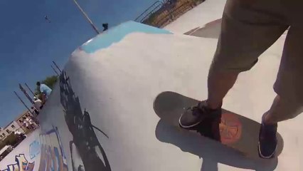 Dans le bowl pour la Sosh Freestyle cup avec Vincent Matheron