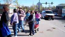 Guests walking into the Denver Botanic Gardens on National Public Gardens Day