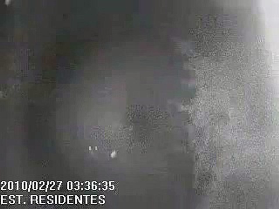 Chile 2010 Earthquake caught on security cam / Terremoto Chile en Camara de seguridad