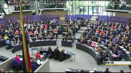 Merkel diz que acordo ainda é possível com a Grécia