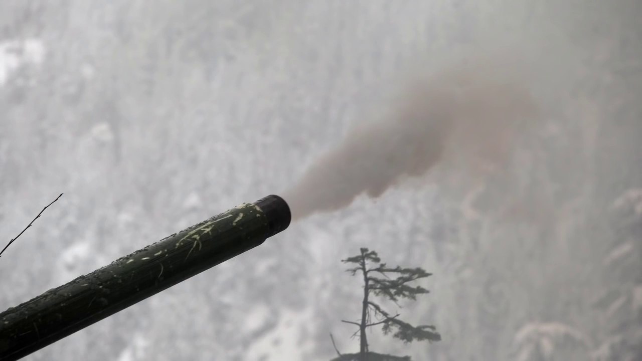 Déclencher des avalanches avec deux tanks M60 Patton...
