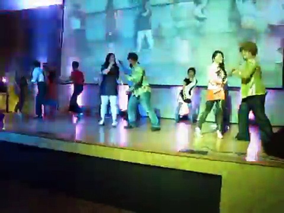 Let's Twist Again Dance step
