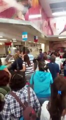 Carnicero ataca a golpes a comprador en supermecado de San Antonio de los Altos