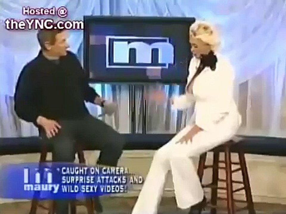 Model Falls Twice On Runway - News Anchors Lose It