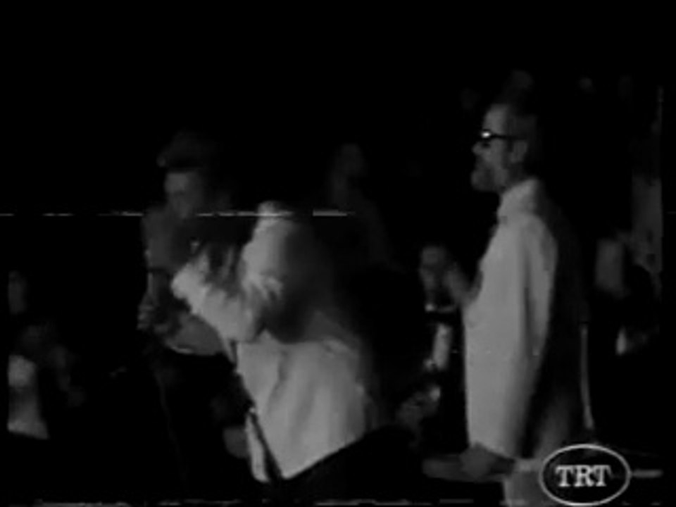 Kaderimde Hep Güzeli Aradım - Zeki Müren & Avni Anıl