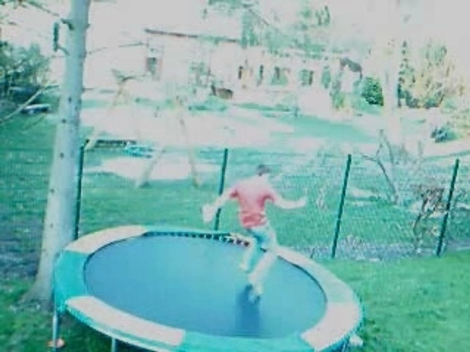 Trampolin Session Whatever Trailer