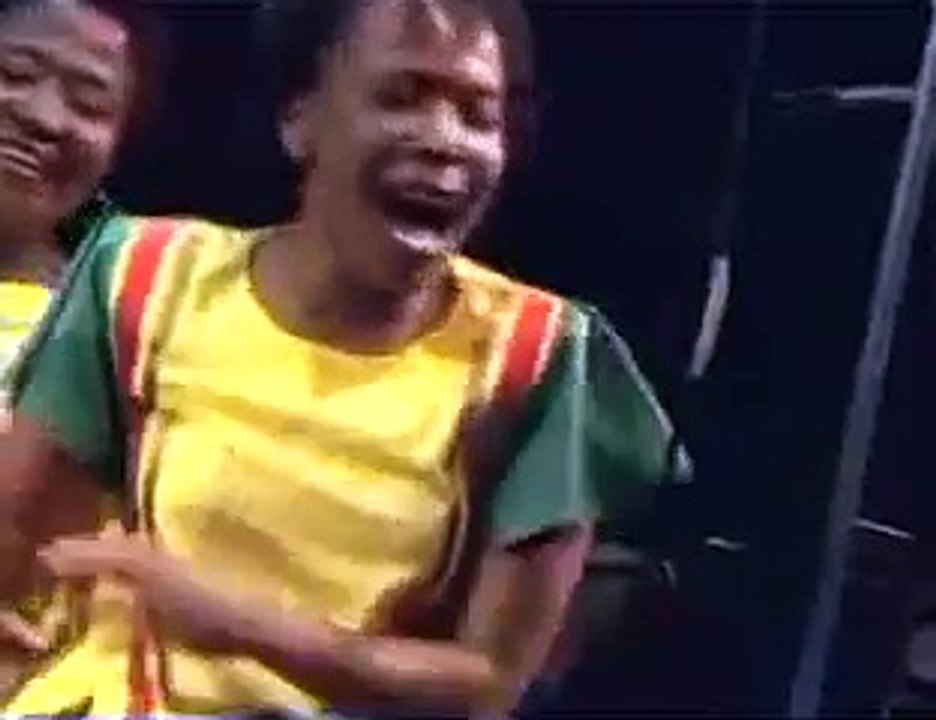 Lucky Dube   Back To My Roots Live