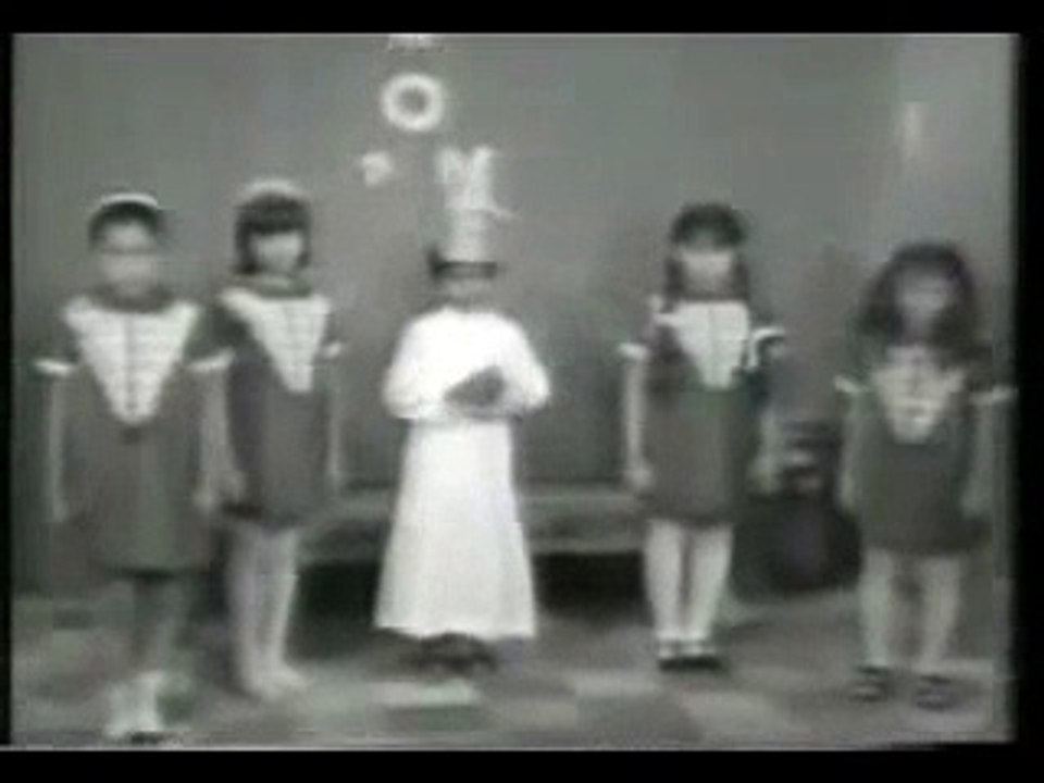 اغنية اطفال من التلفزيون السعودي قديم ‎.flv - video Dailymotion