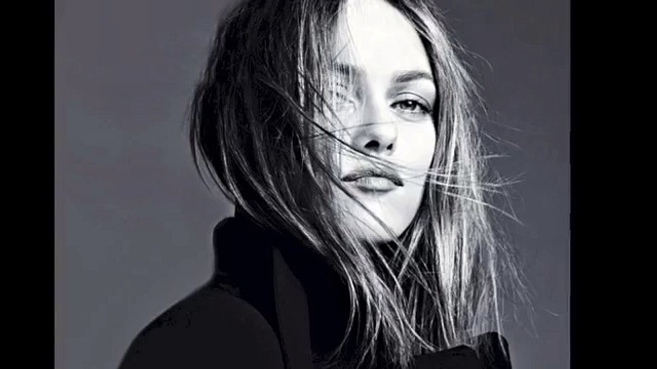 Vanessa Paradis - La Chanson des Vieux Cons