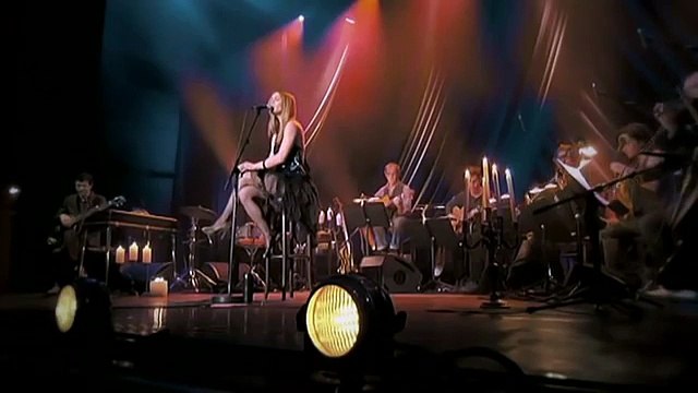 Vanessa Paradis-Marilyn & John (Live)