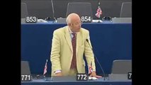 Godfrey Bloom wyśmiewa parlament: to jest zgromadzenie Mickey Mouse!