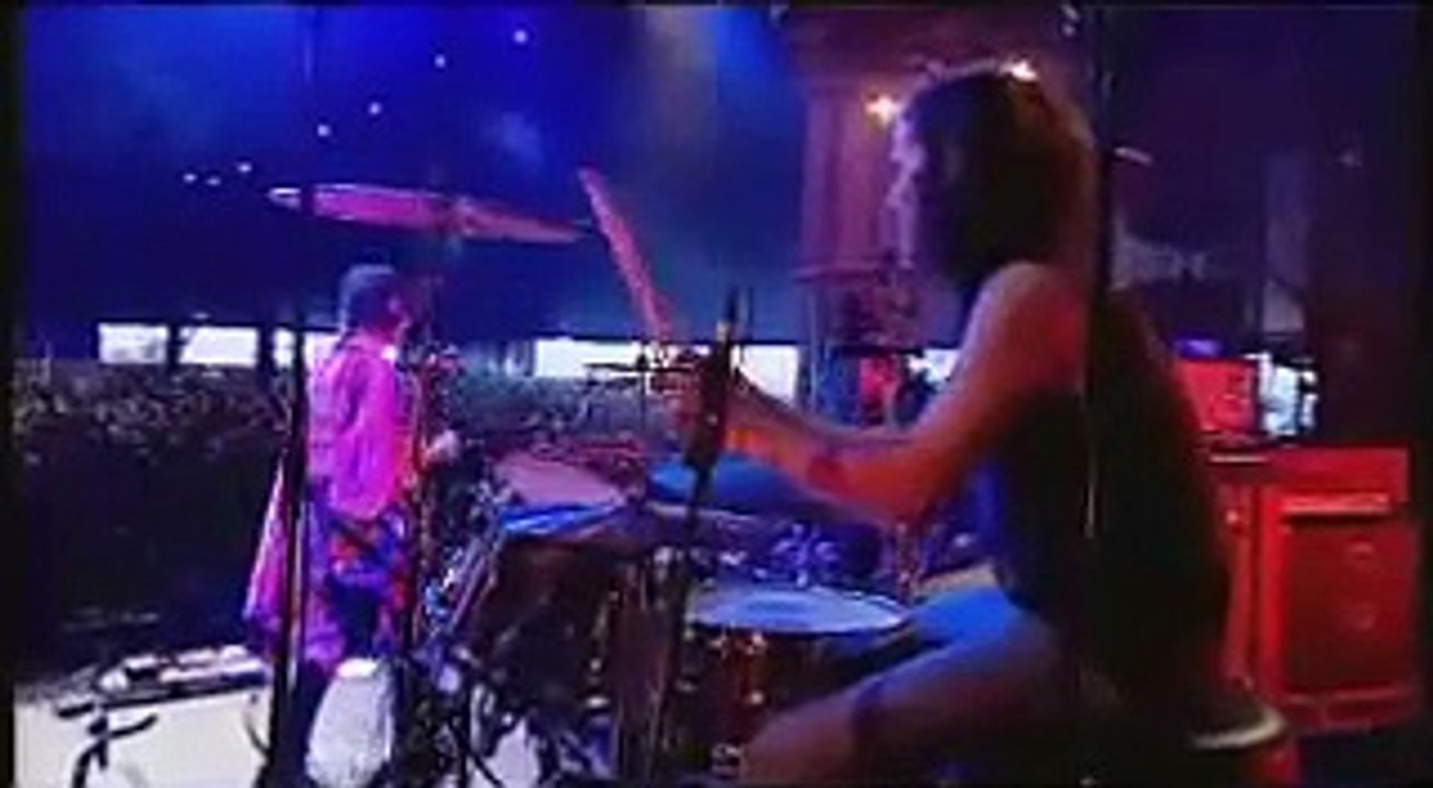 MGMT   Time To Pretend Live @ Leeds & Reading High Quality