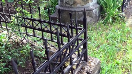 La mormantul lui BARBU LAUTARU-Biserica Zlataust-Iasi