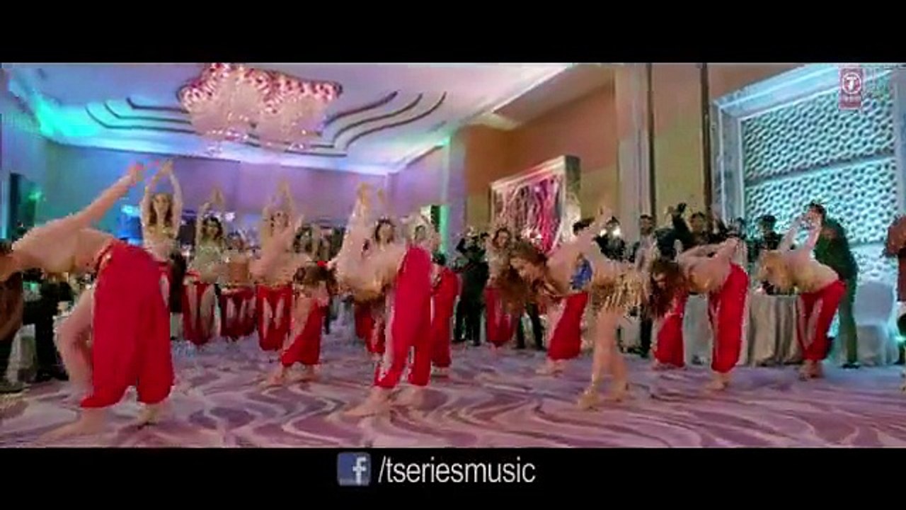Shakira Video Song Welcome to Karachi