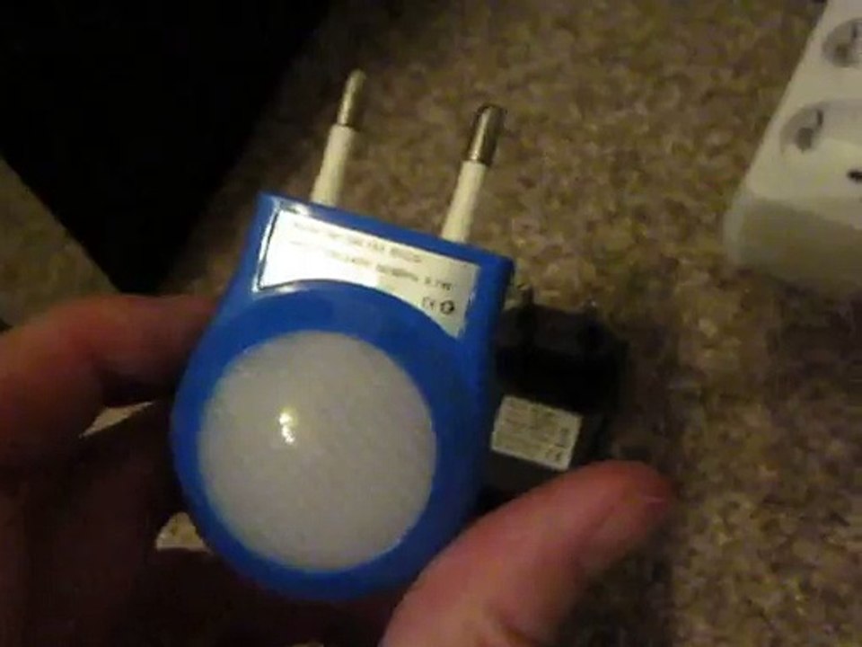 Mini LED 0.7W Night Light Control Auto Sensor Baby Bedroom Lamp White EU Plug #64691